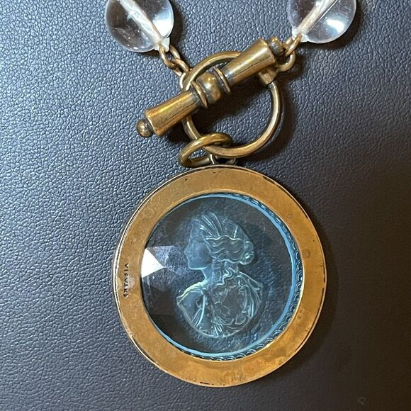 Retired Extasia Glass Intaglio Cameo Pendant Pools of Light Glass Bead Necklace - Picture 9 of 16